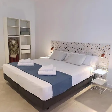 Olmaya Flats Apartman Valencia