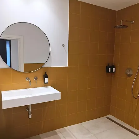 Olmaya Flats *