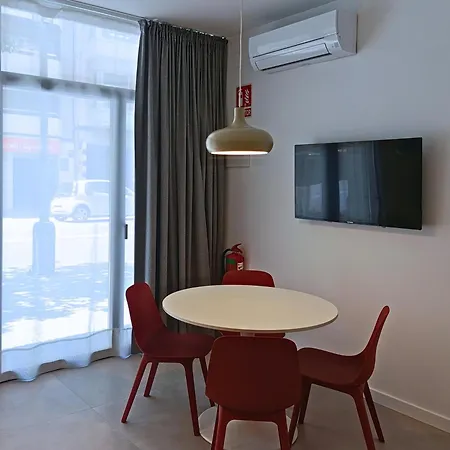 Olmaya Flats *