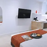 Olmaya Flats